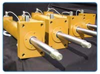 Hydraulic Cylinders 04